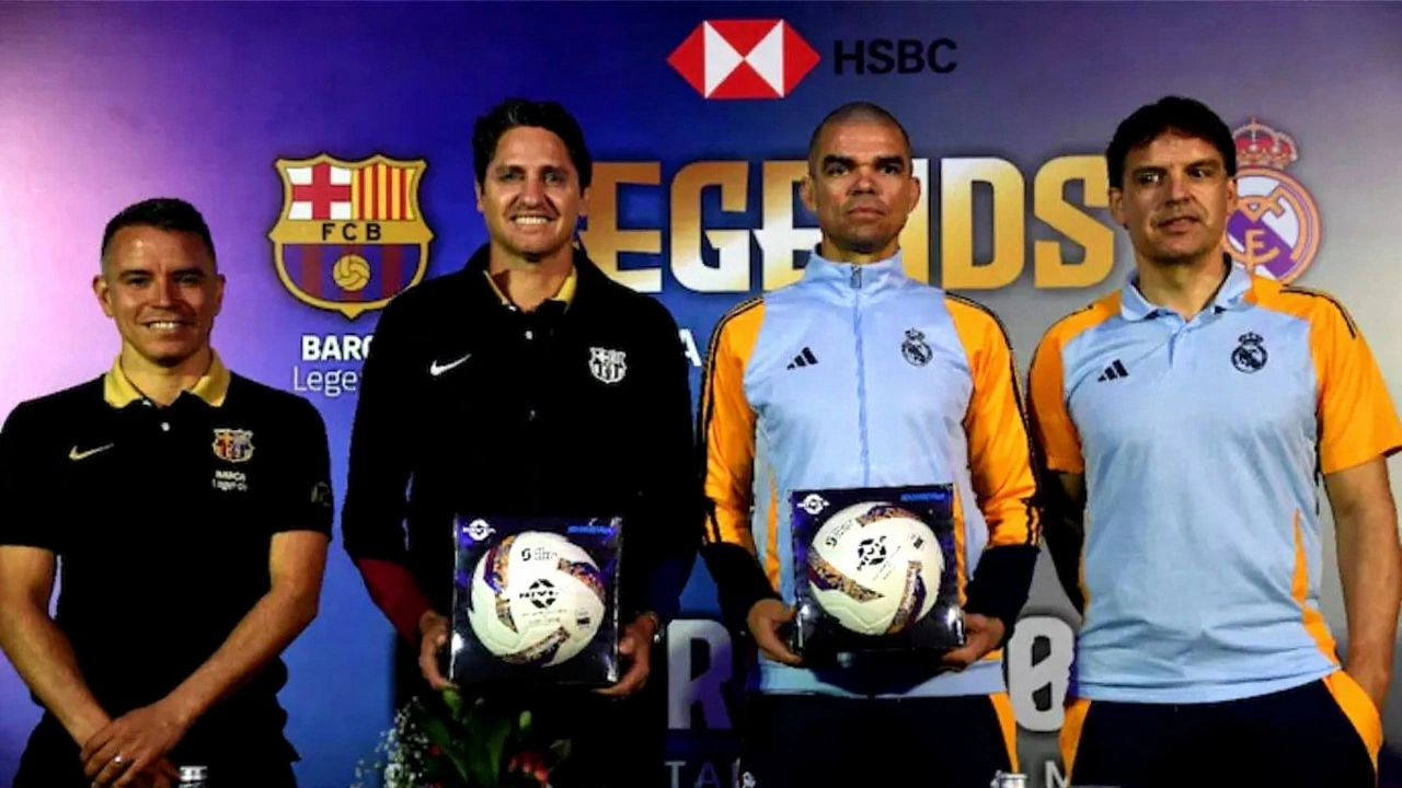 मुंबई में लीजेंड्स एल क्लासिको में रियल मैड्रिड ने बार्सिलोना को 2-0 से हराया